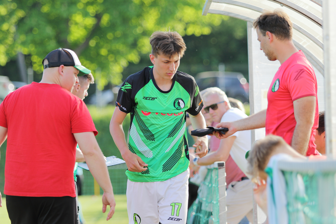 BSC 2324 NBIII 24F SZOMBATHELYI MAV HALADAS VSE BUDAORS 4 6 JARMAI ZSOMBOR1