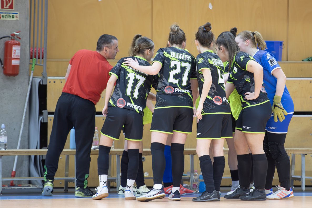 BSC 2324 NOI FUTSAL NBI 18F BUDAORS 2F BAU TOLNA MOZS 2 11 BORITO