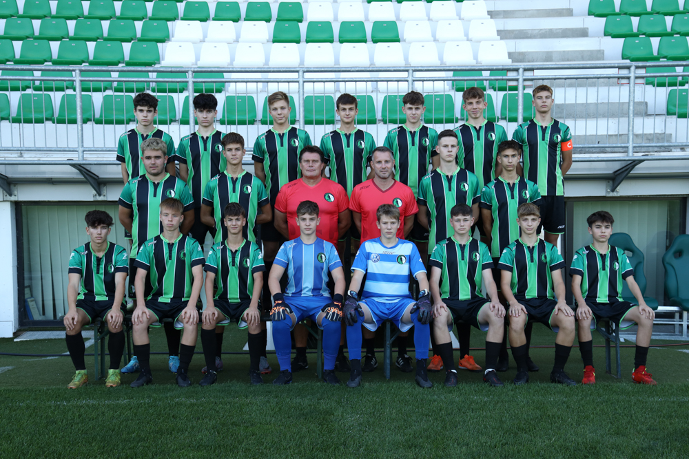 U16