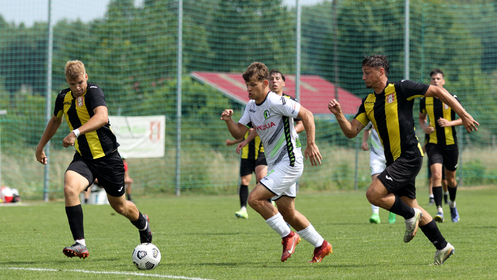 BSC 2425 NYARI FELKESZULES METON FC DABAS BUDAORS 3 4 BORITO