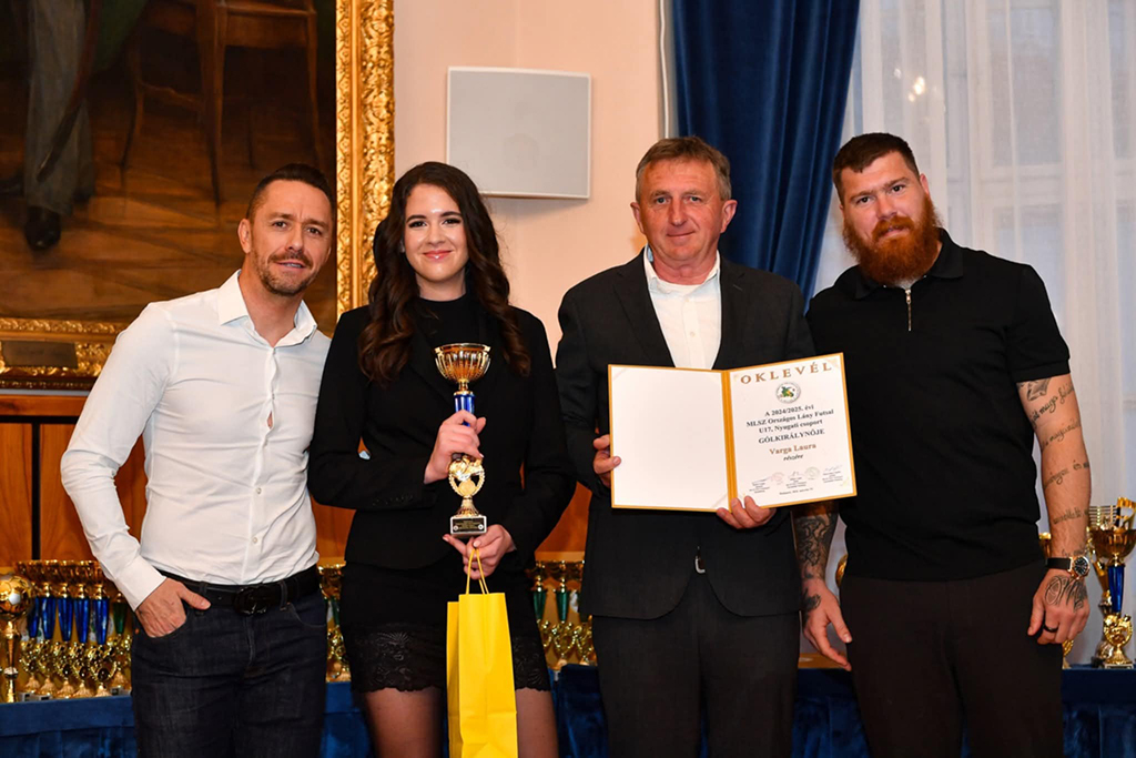 36e463c8 91f5 41cd a983 133d64384e0b masolat